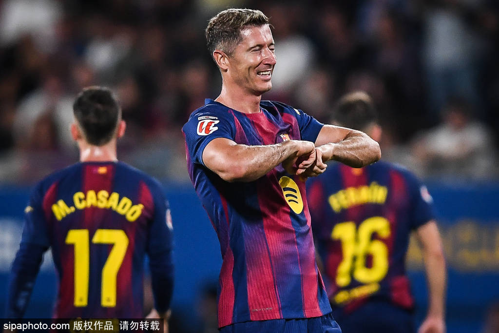 那种不屈不, 市的肾上腺 那种不屈不, 市的肾上腺