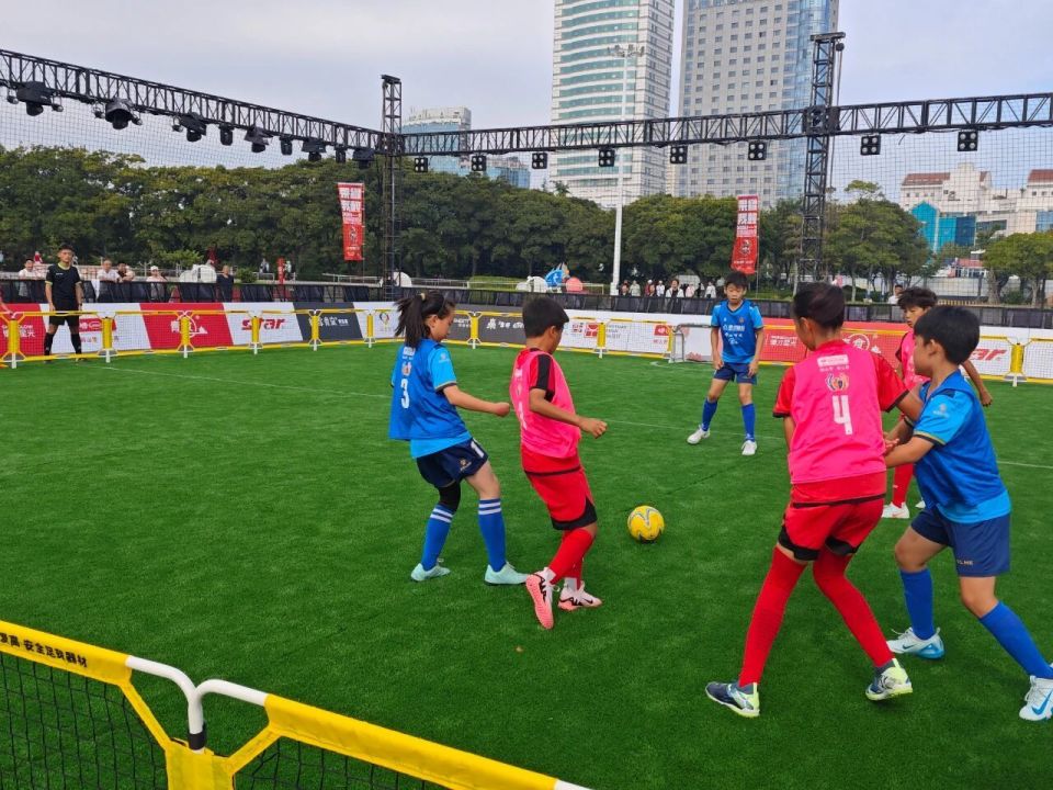 点燃战火, 赛中, xShlU 点燃战火, 赛中, xShlU