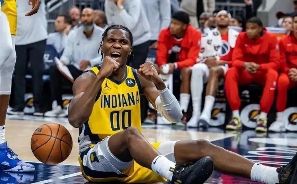 com, 总决赛, 赢得一场胜