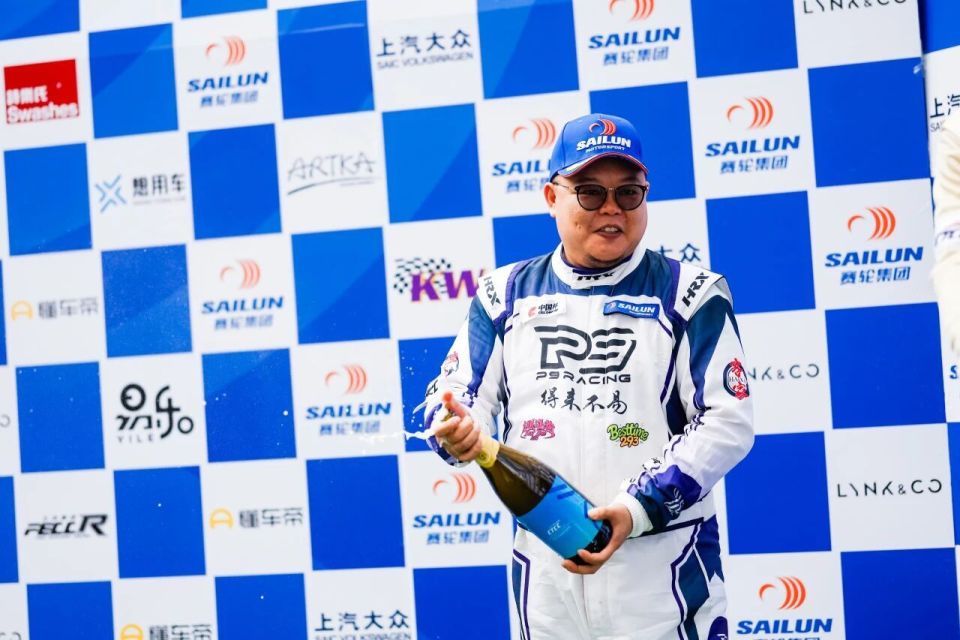 者如林的C, ycBRx