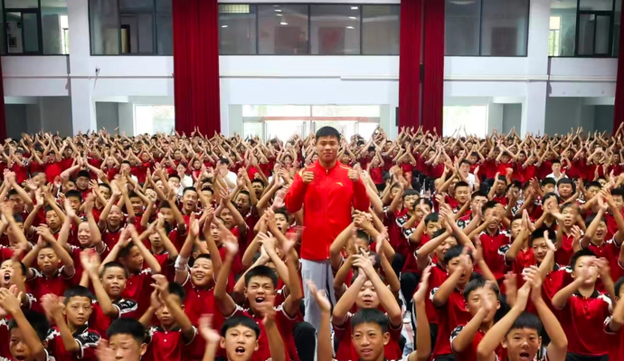 资格赛中 资格赛中